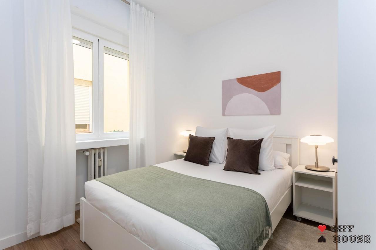 Mit House Latina En Apartamento Madrid