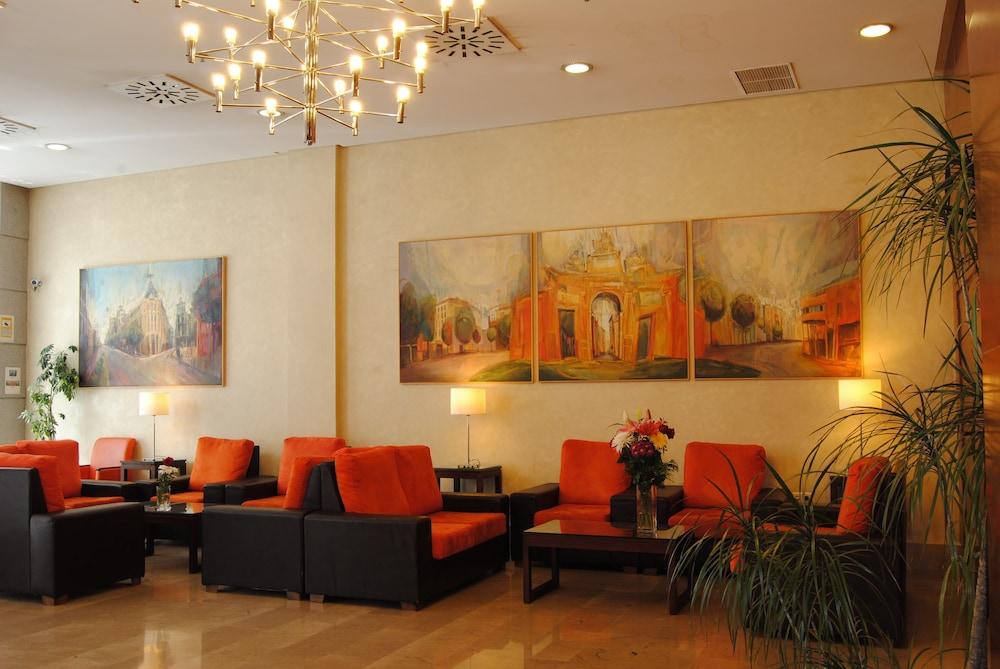 Porcel Ganivet Hotel 3*