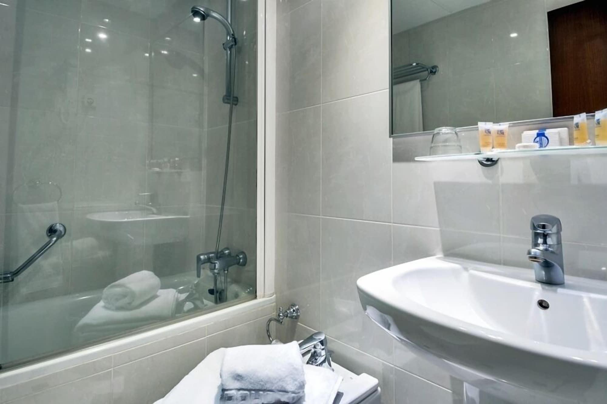Espahotel Plaza Basilica Aparthotel