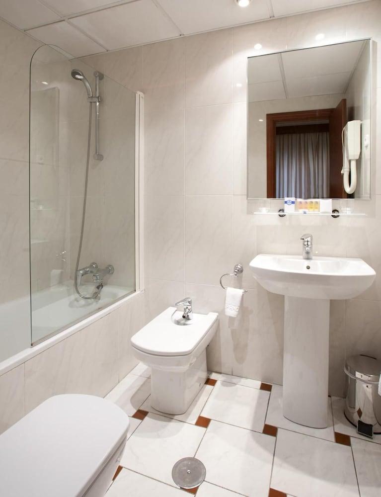 Espahotel Plaza Basilica 3*