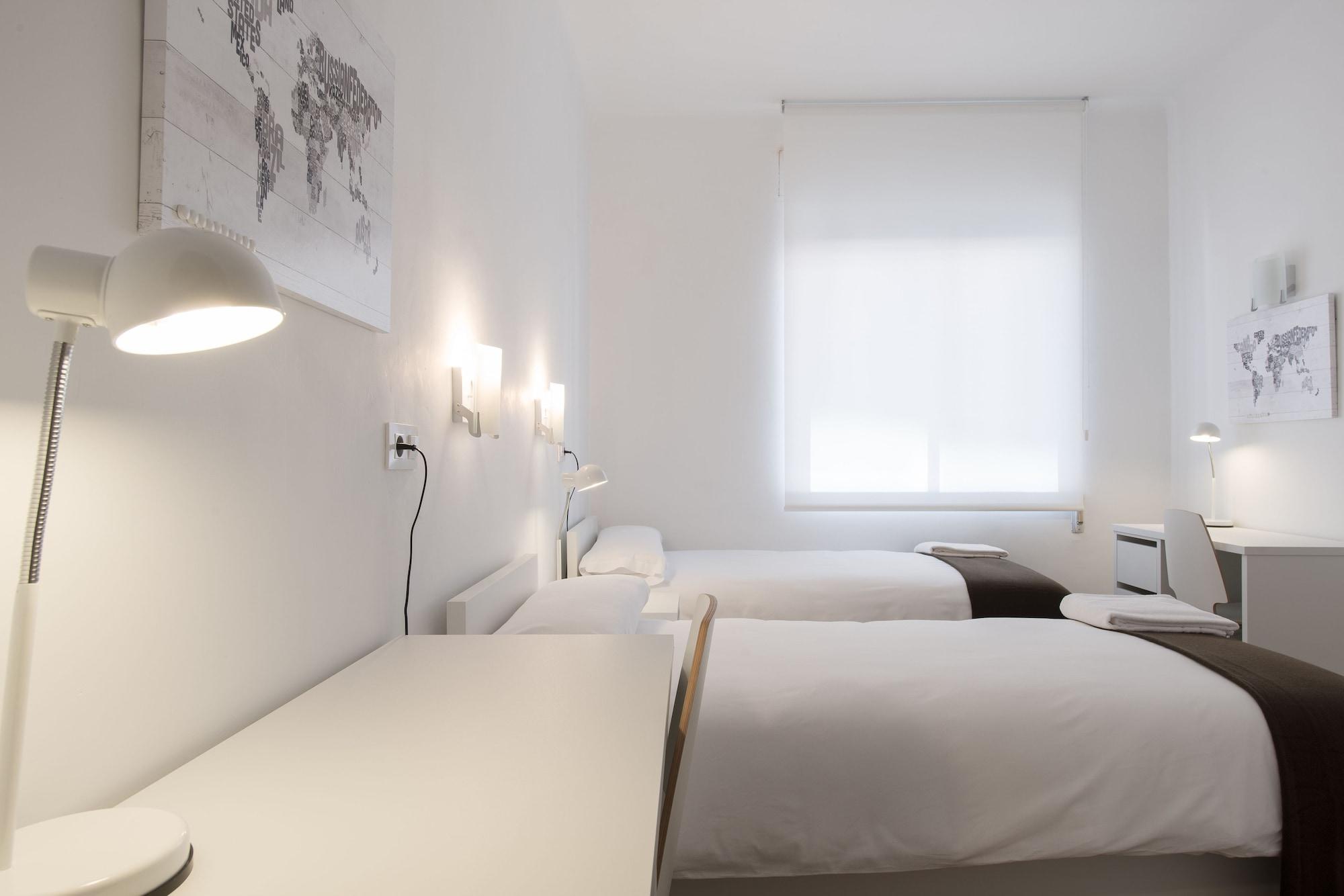 Hotel Neomagna 3*