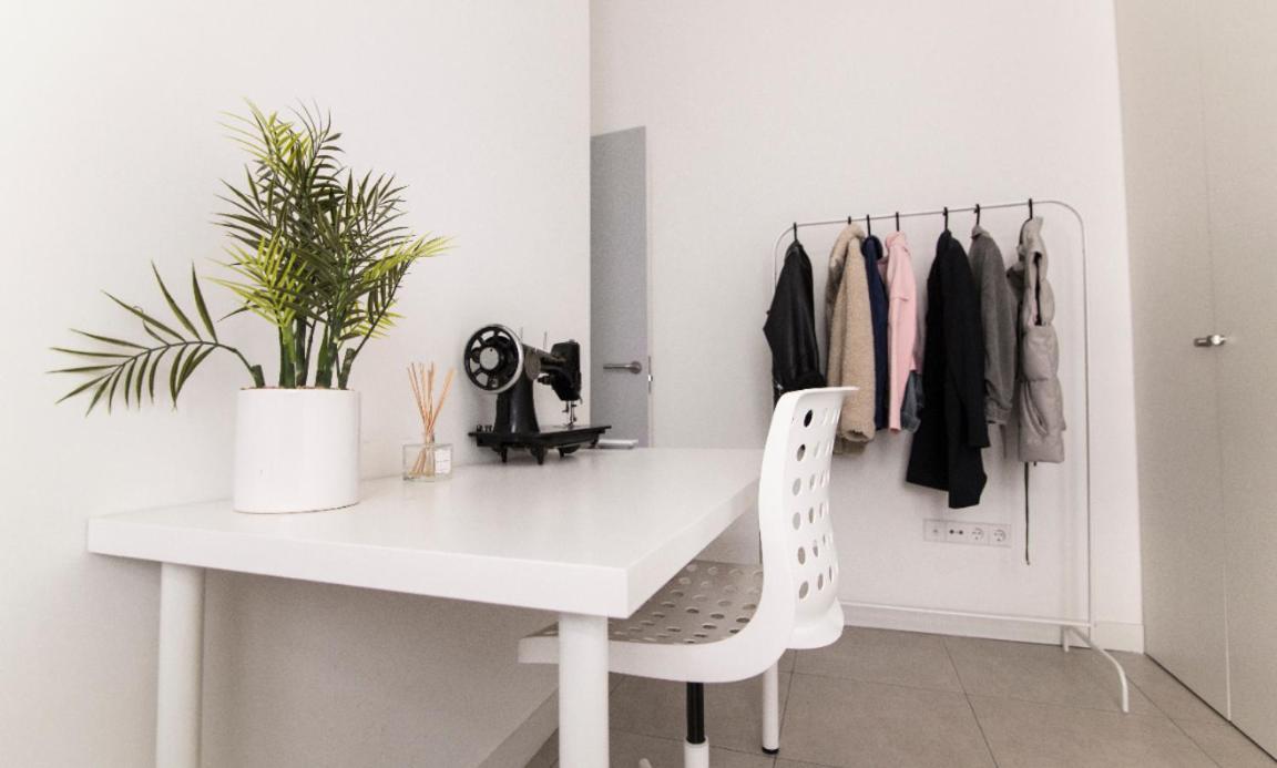Minty - Velarde Apartment *