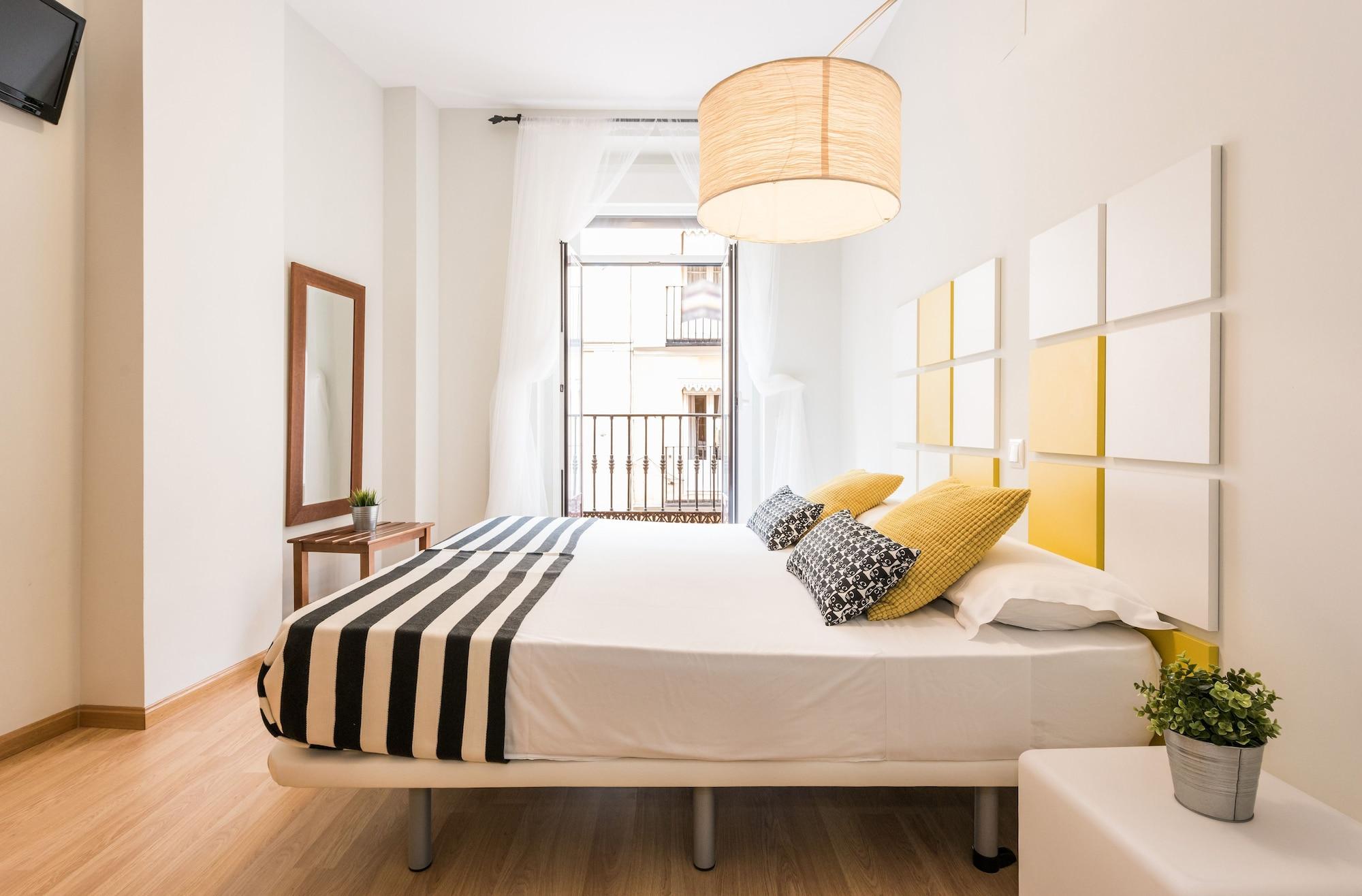 Smartr Chueca Aparthotel
