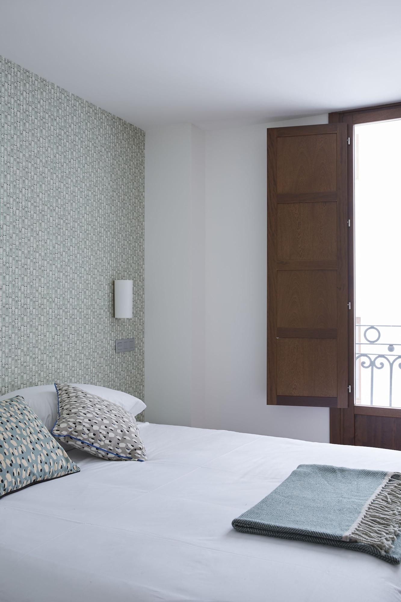 60 Balconies Design Apartment Madrid