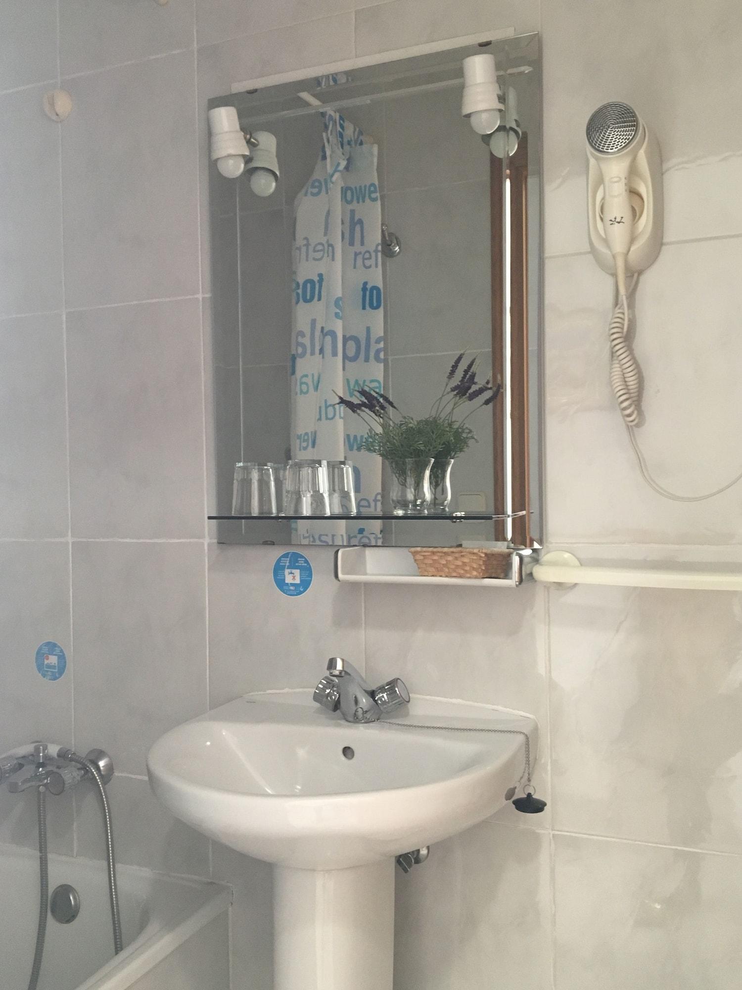 Hostal Lido * Madri