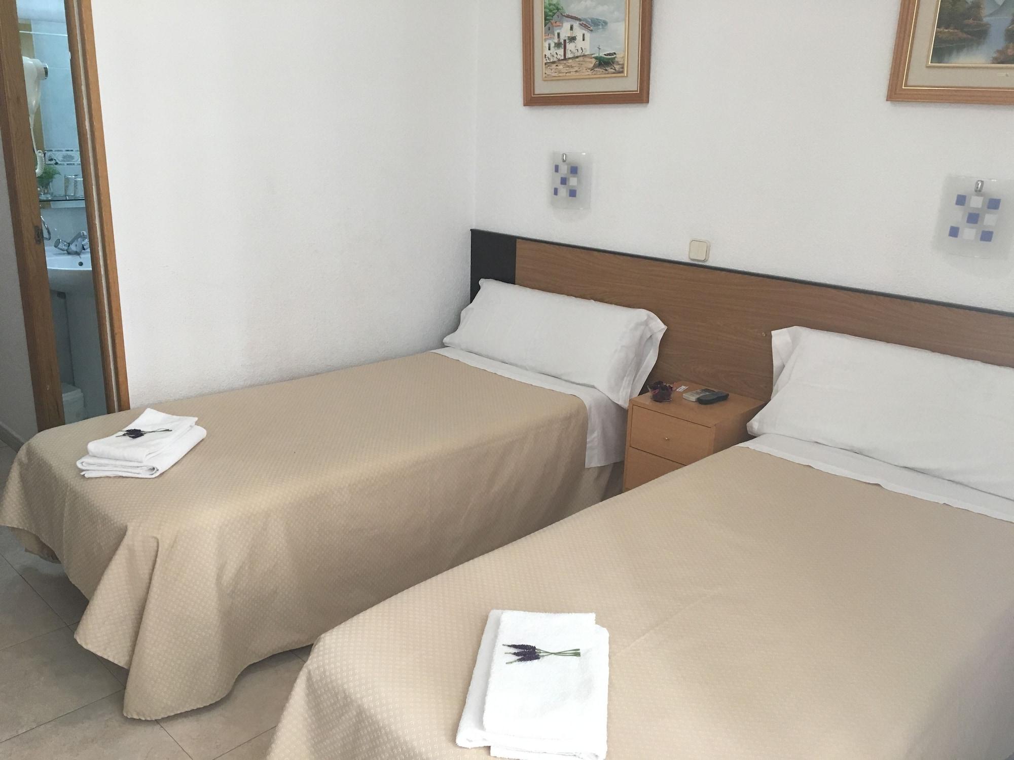 Hostal Lido Hotel