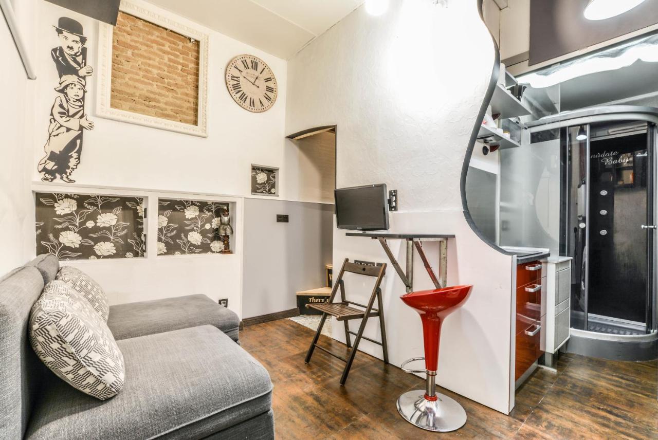 APARTAMENTOS LAVAPIESs * Madrid