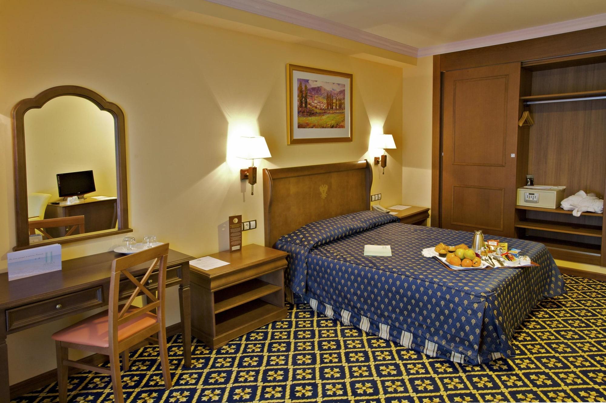 Agora Juan De Austria 4*