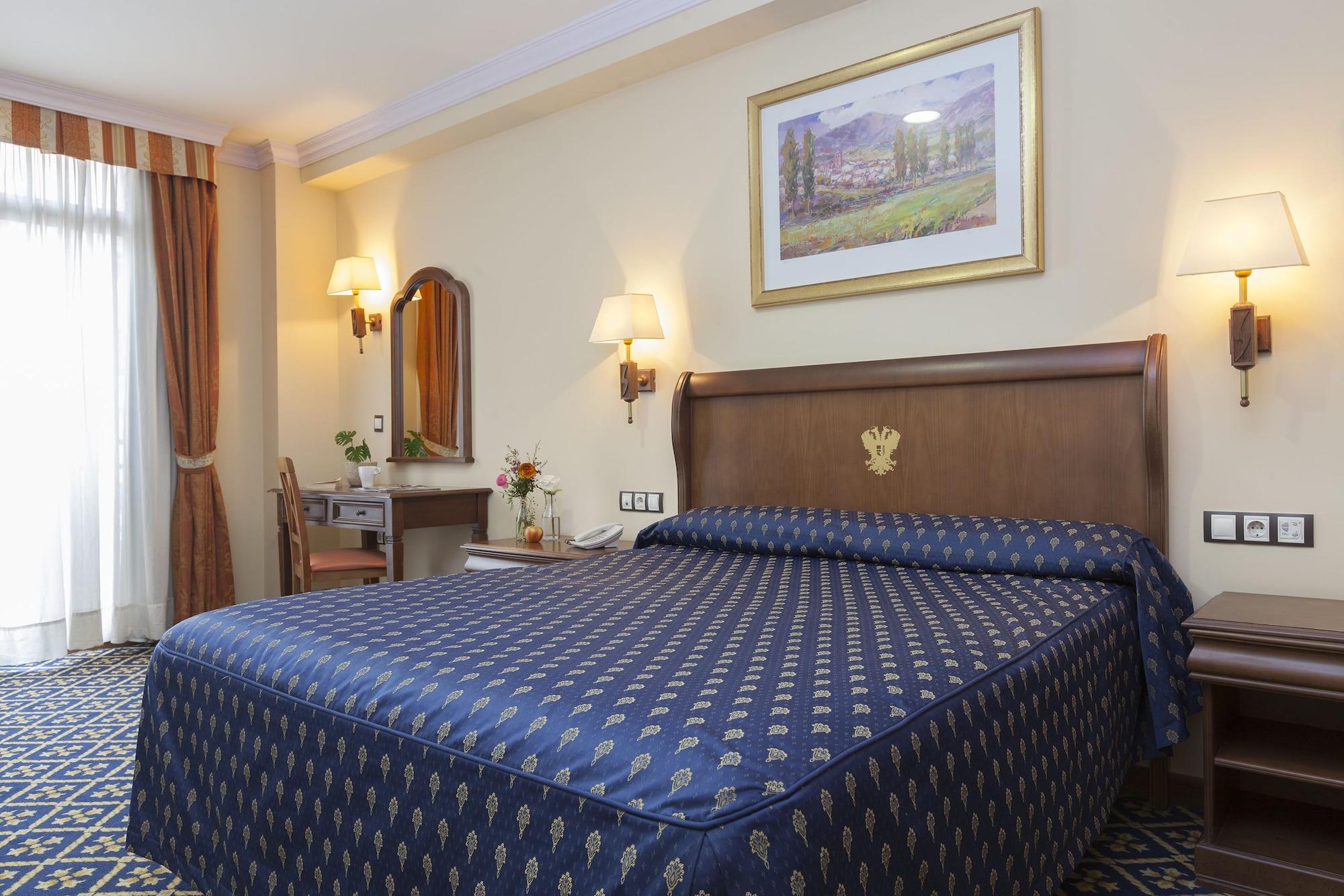 Agora Juan De Austria 4*
