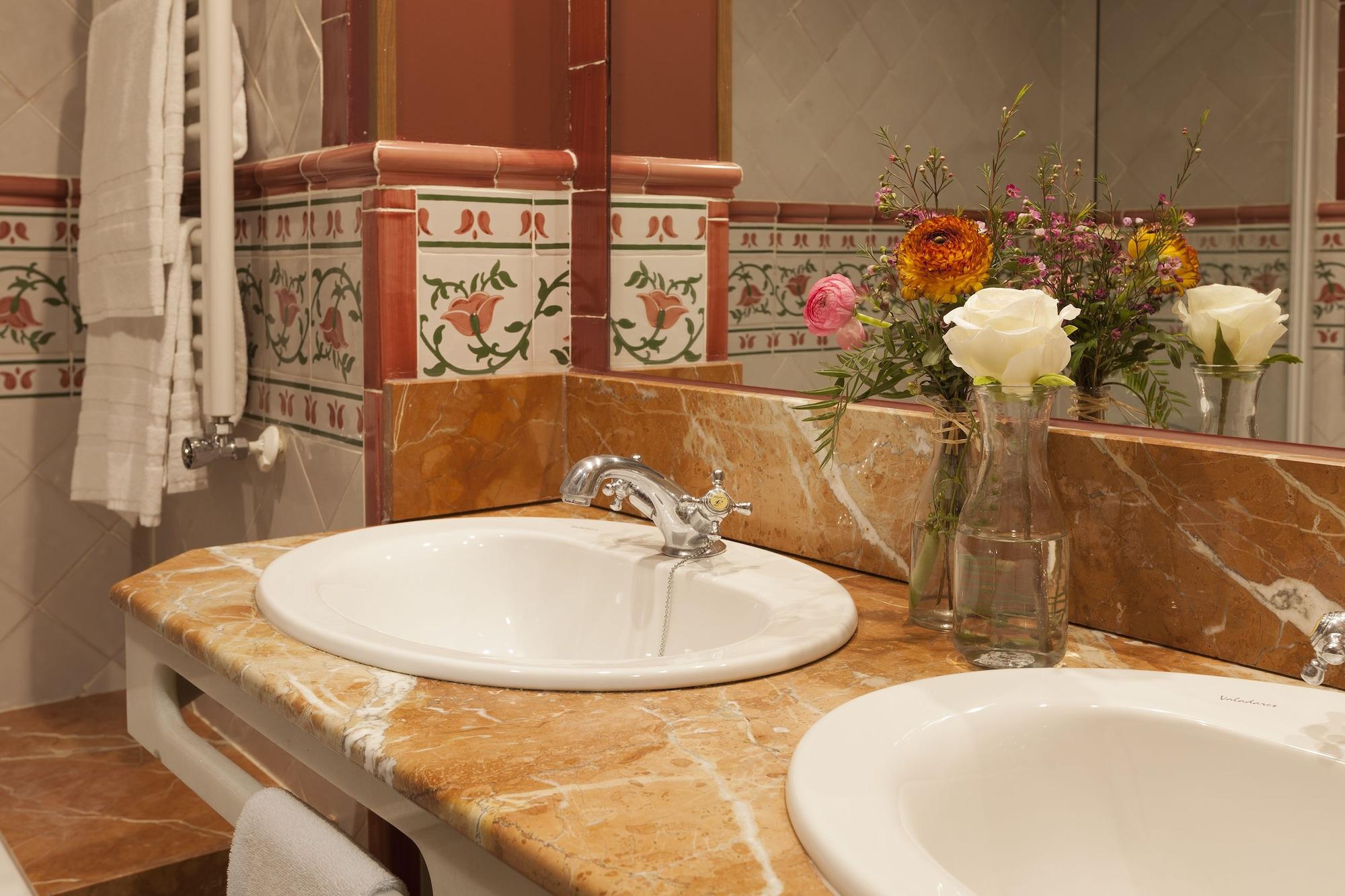 Agora Juan De Austria Hotel 4*