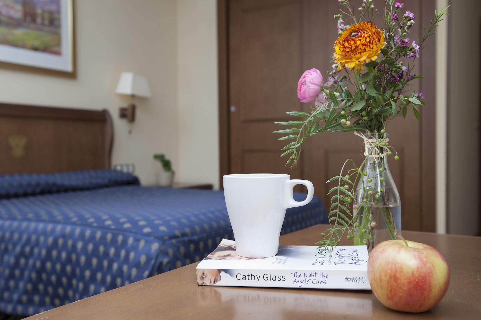 Agora Juan De Austria Hotel