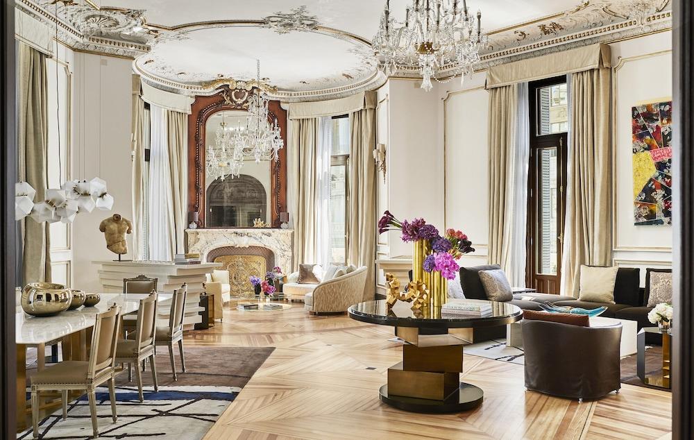 Hotel Four Seasons 5*