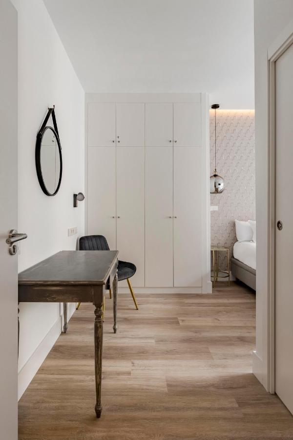 Dobo Homes - Marco Polo 2* Madrid