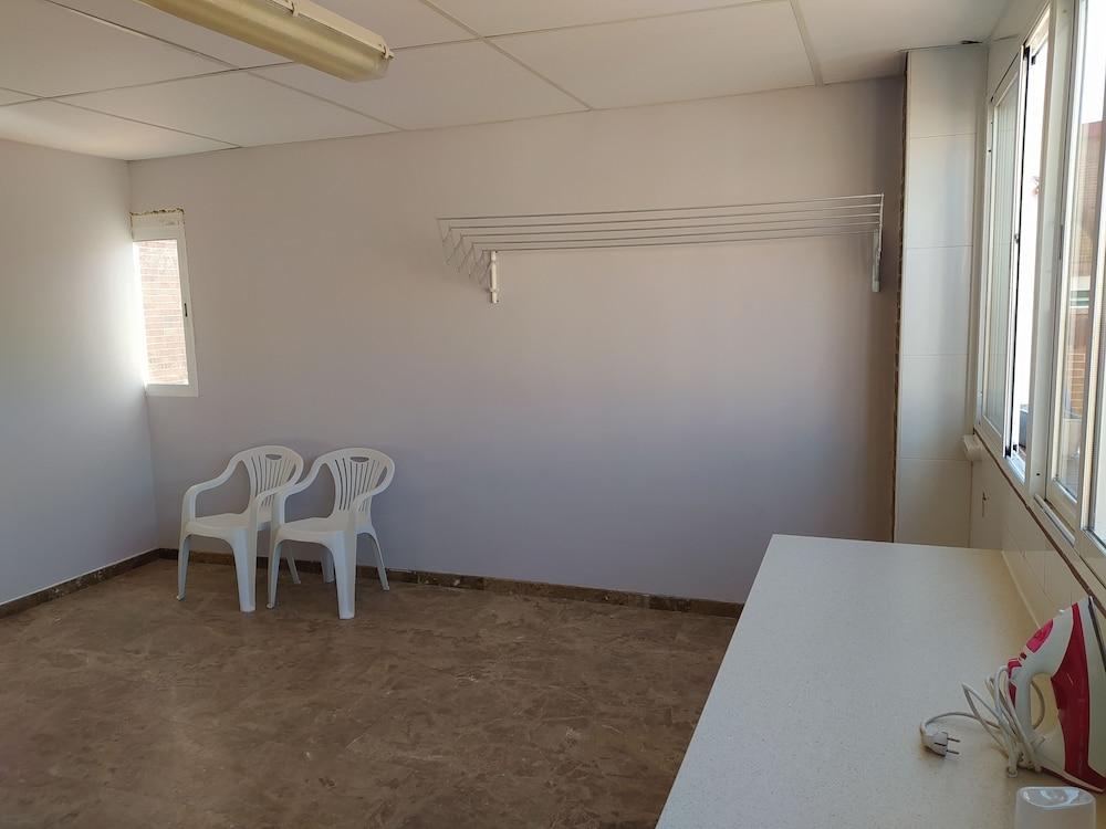 Quo Eraso Apartahotel