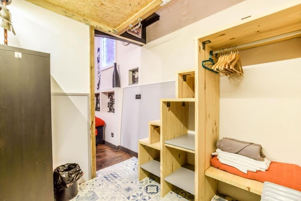 Apartamento APARTAMENTOS LAVAPIESs *
