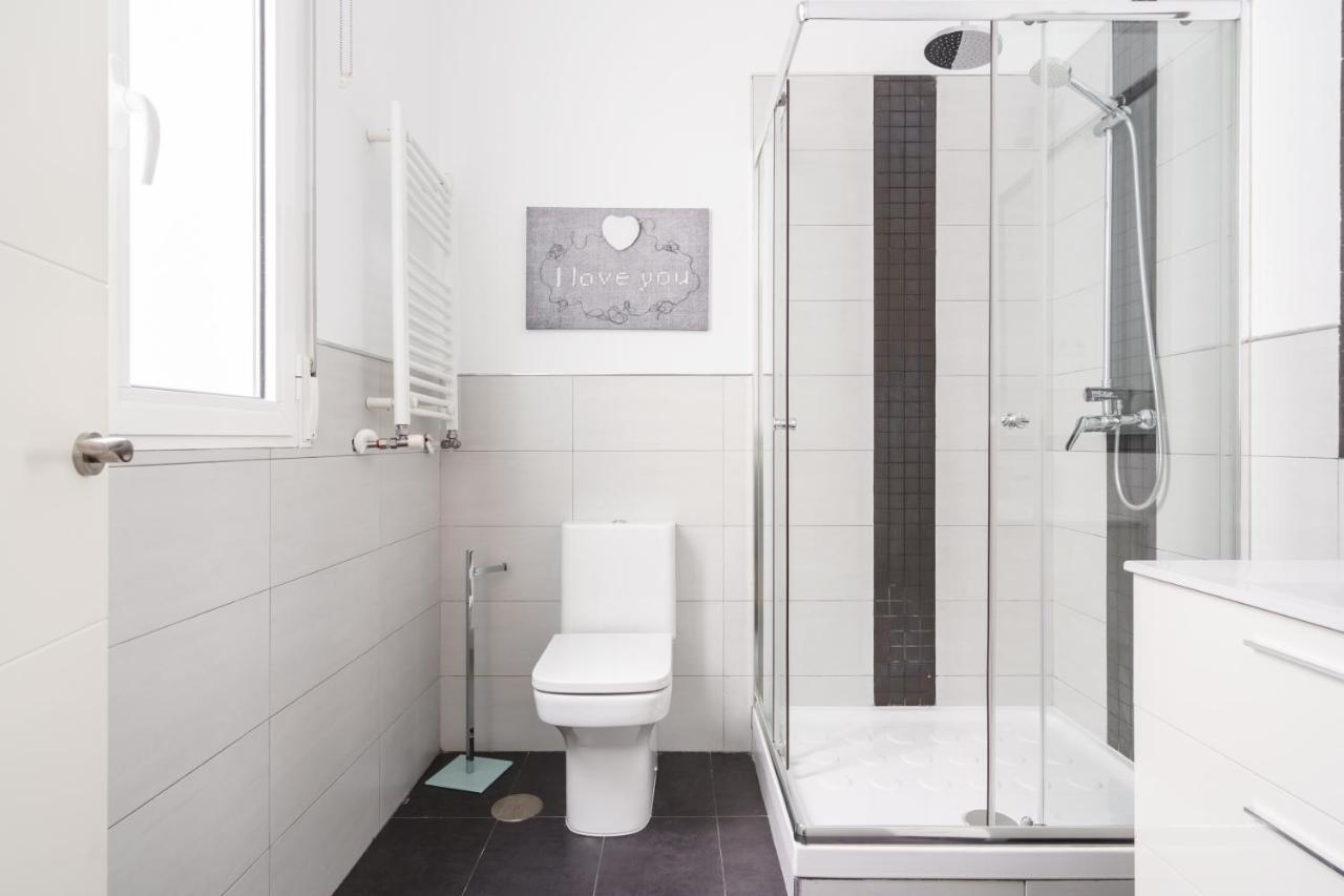 Homeabout Callao Ii 4br 3.5bt * Madrid
