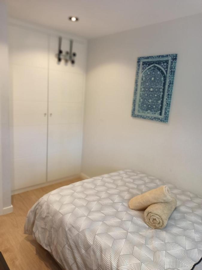 Nuevo Habitación en casa particular