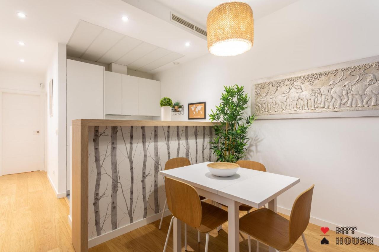 Apartamento Mit House Ayala En *