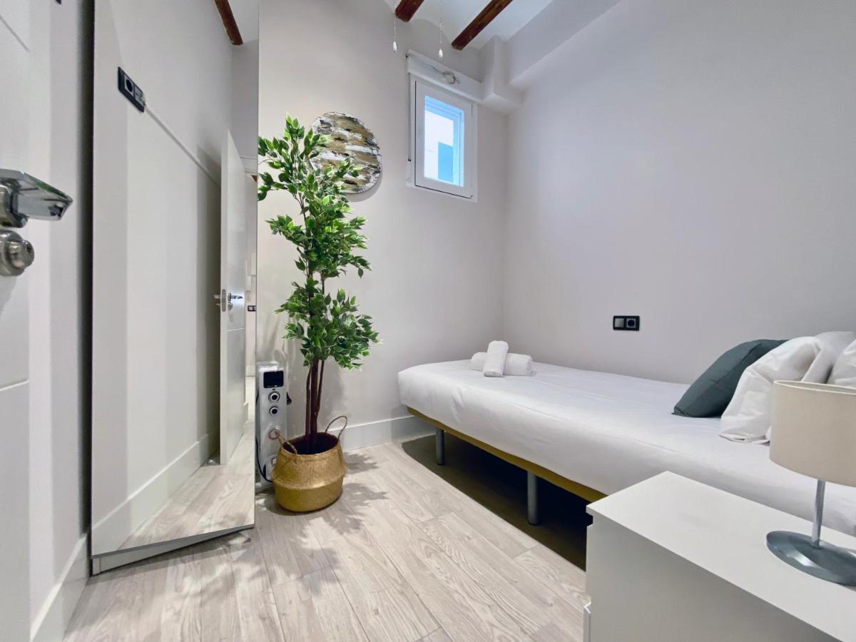 Charming Puerta De Toledo Vi - Estancias Temporales Apartment