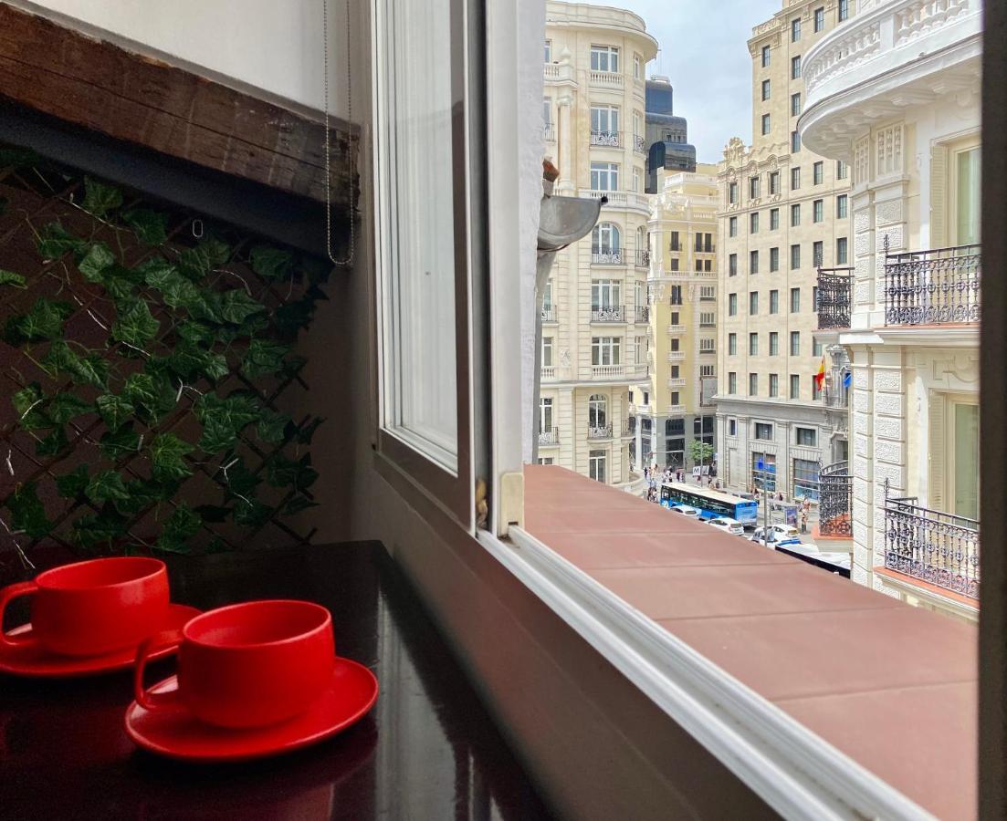 Charming Gran Via Attic Appartement
