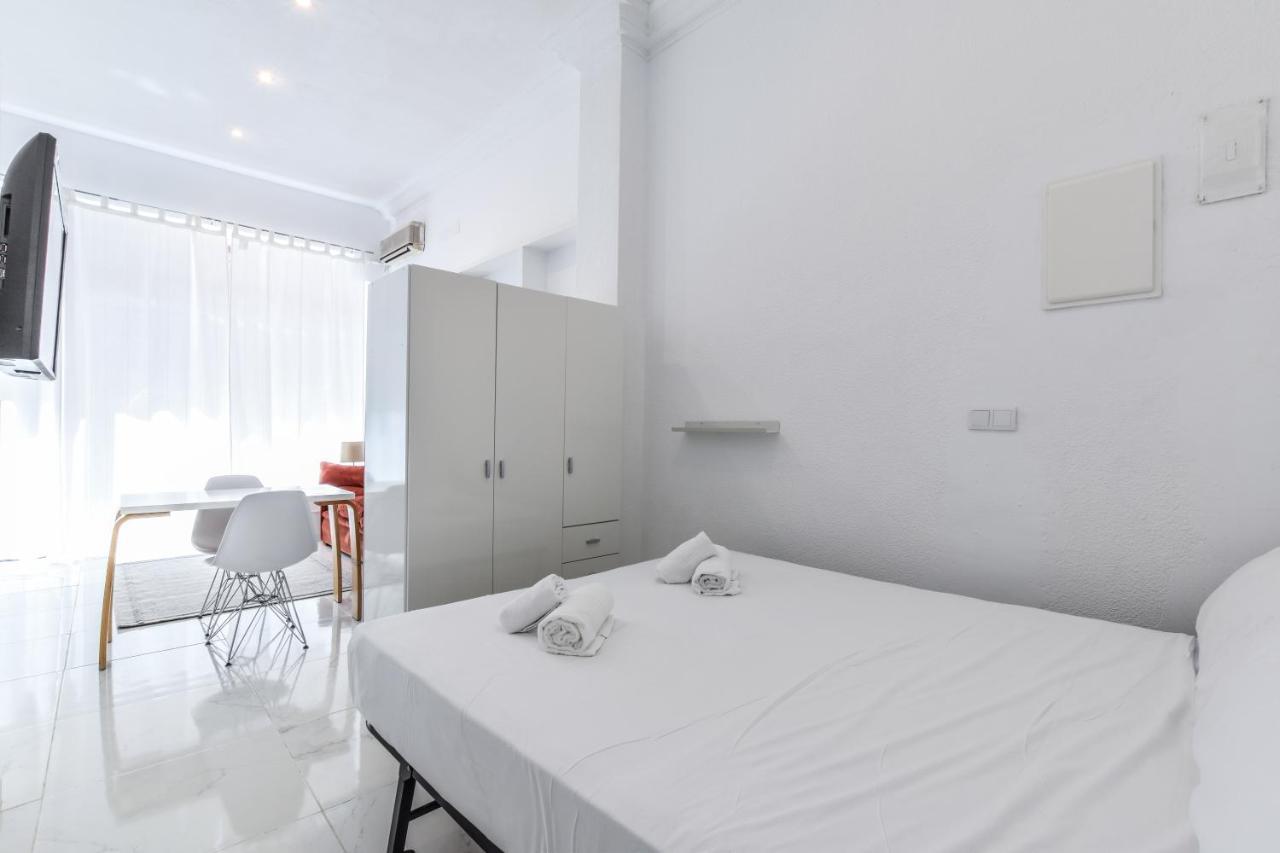 Moderno Y Totalmente Equipado Junto A Atocha Madrid