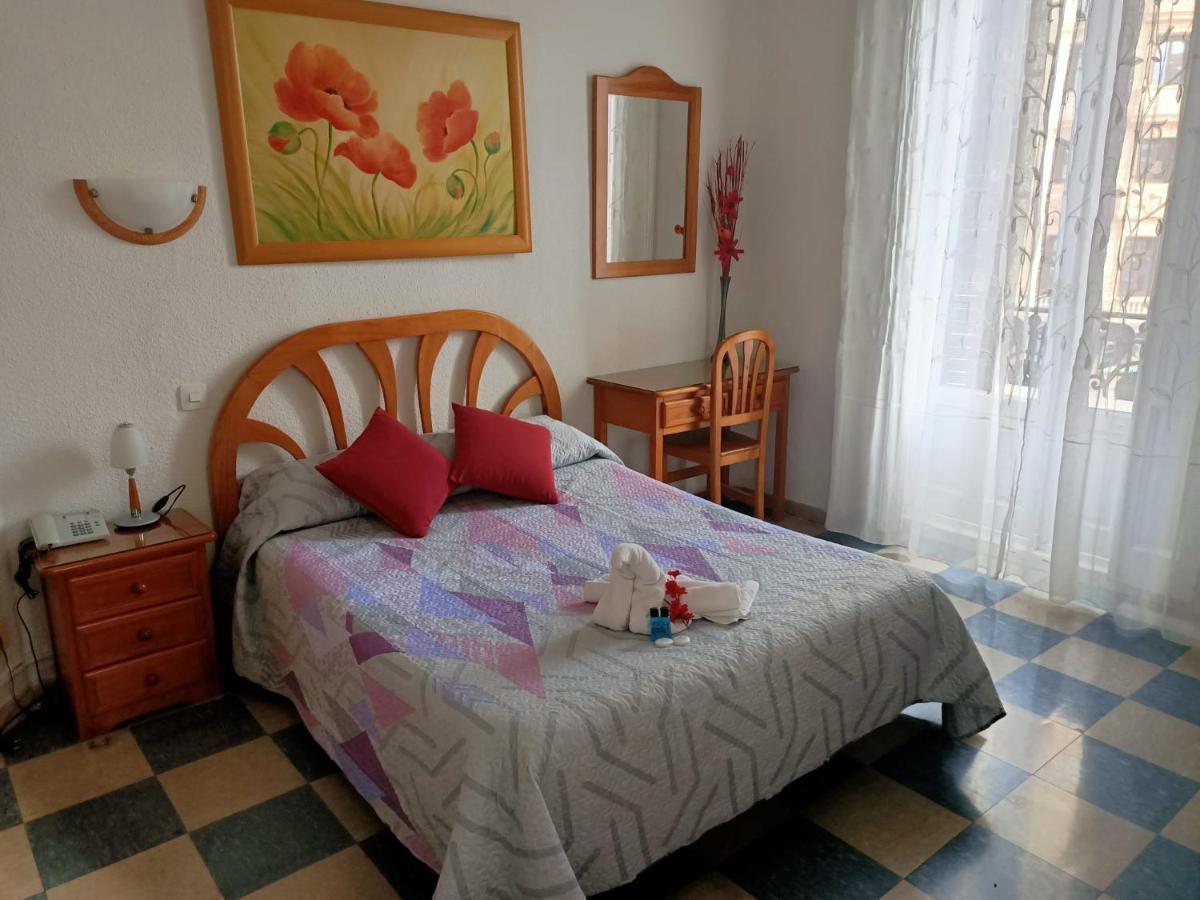 Continental Casa de hóspedes Madri