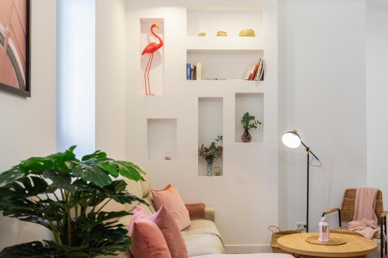 Casa De Papel, Apartment *