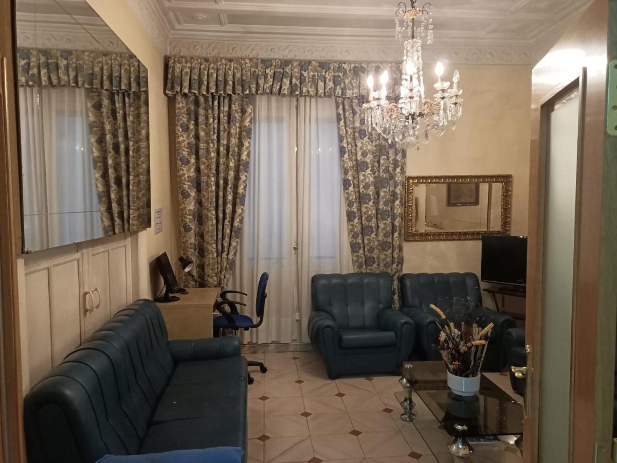 Casa de hóspedes Continental 2*