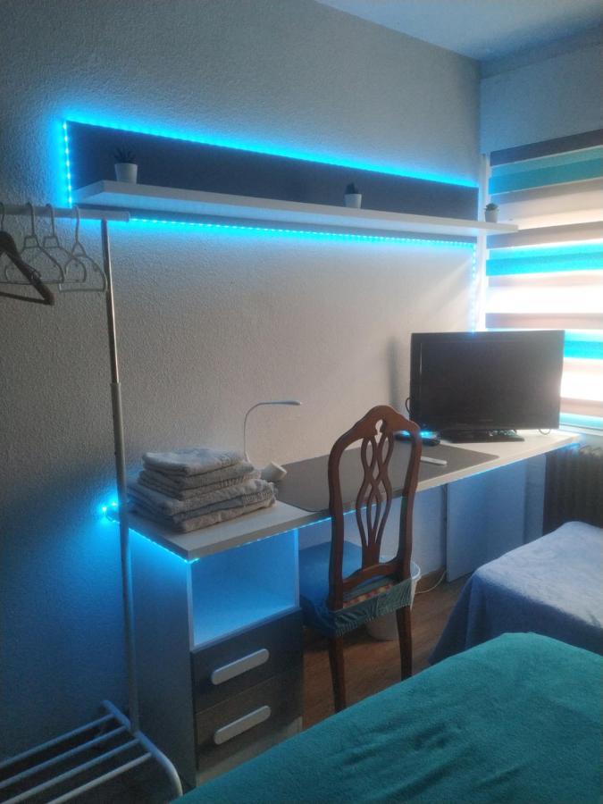 Homestay New Wifi, Privada, Bano Compartido Madrid