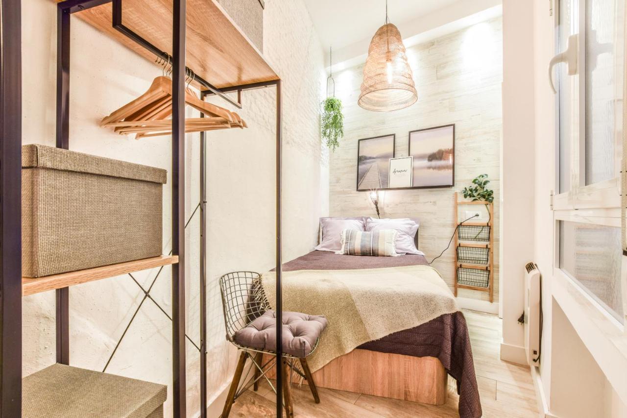 Apartamento Plaza De Lavapies Con Patio Apartment