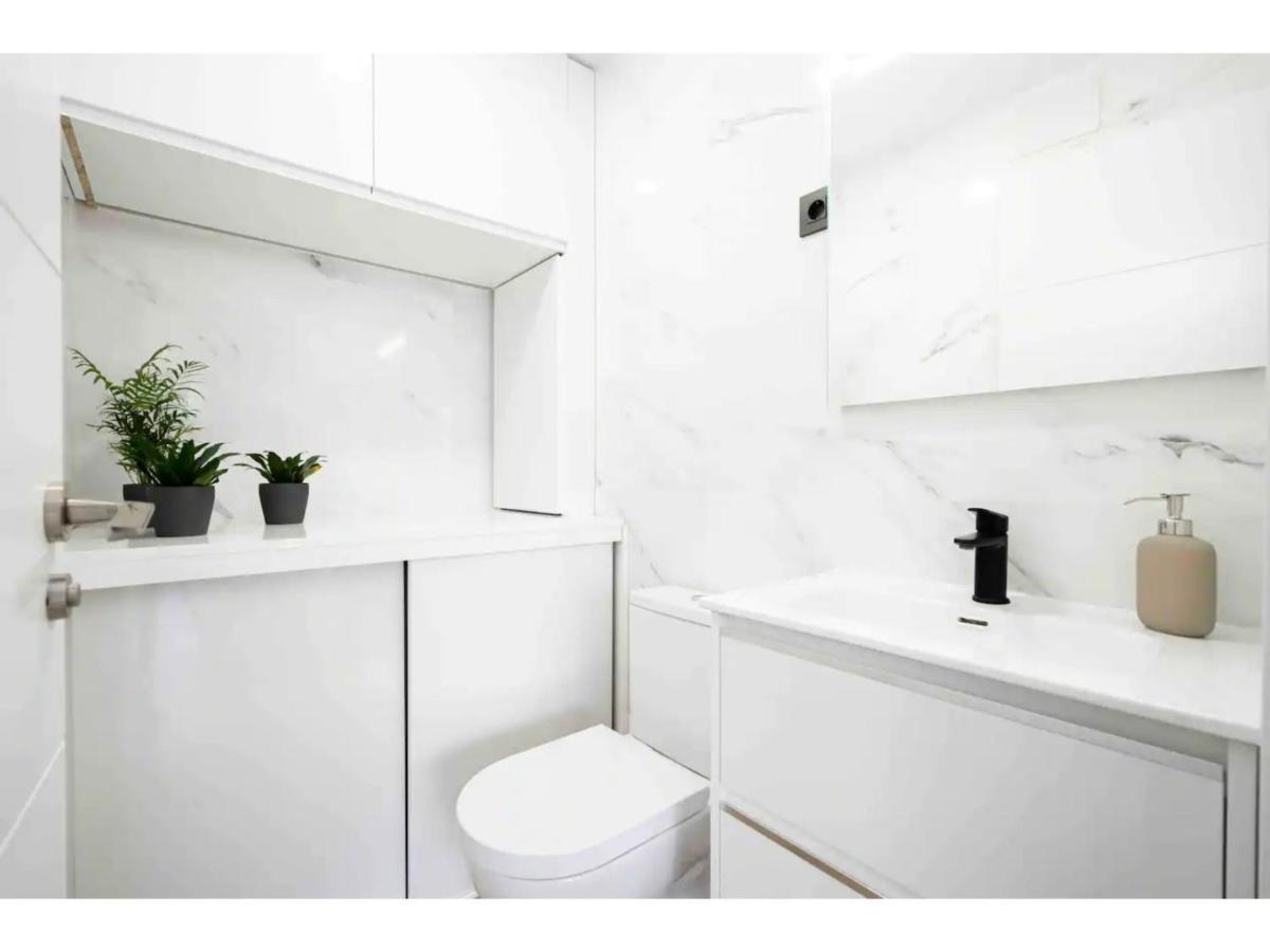Apartment Precioso A Pie De Calle - Retiro- Dr Laguna