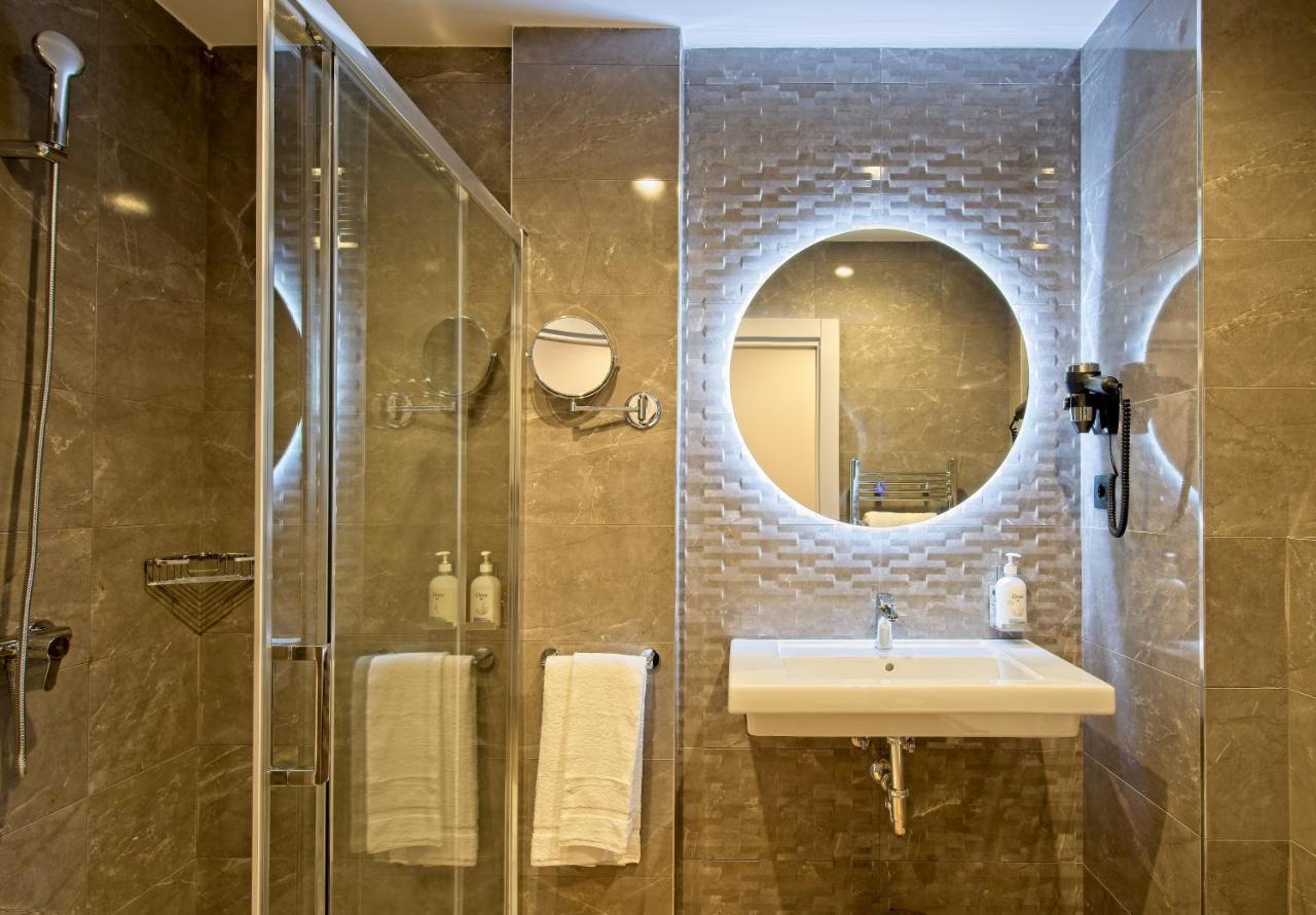 Hotel Dwo Yuste Alcala Madrid