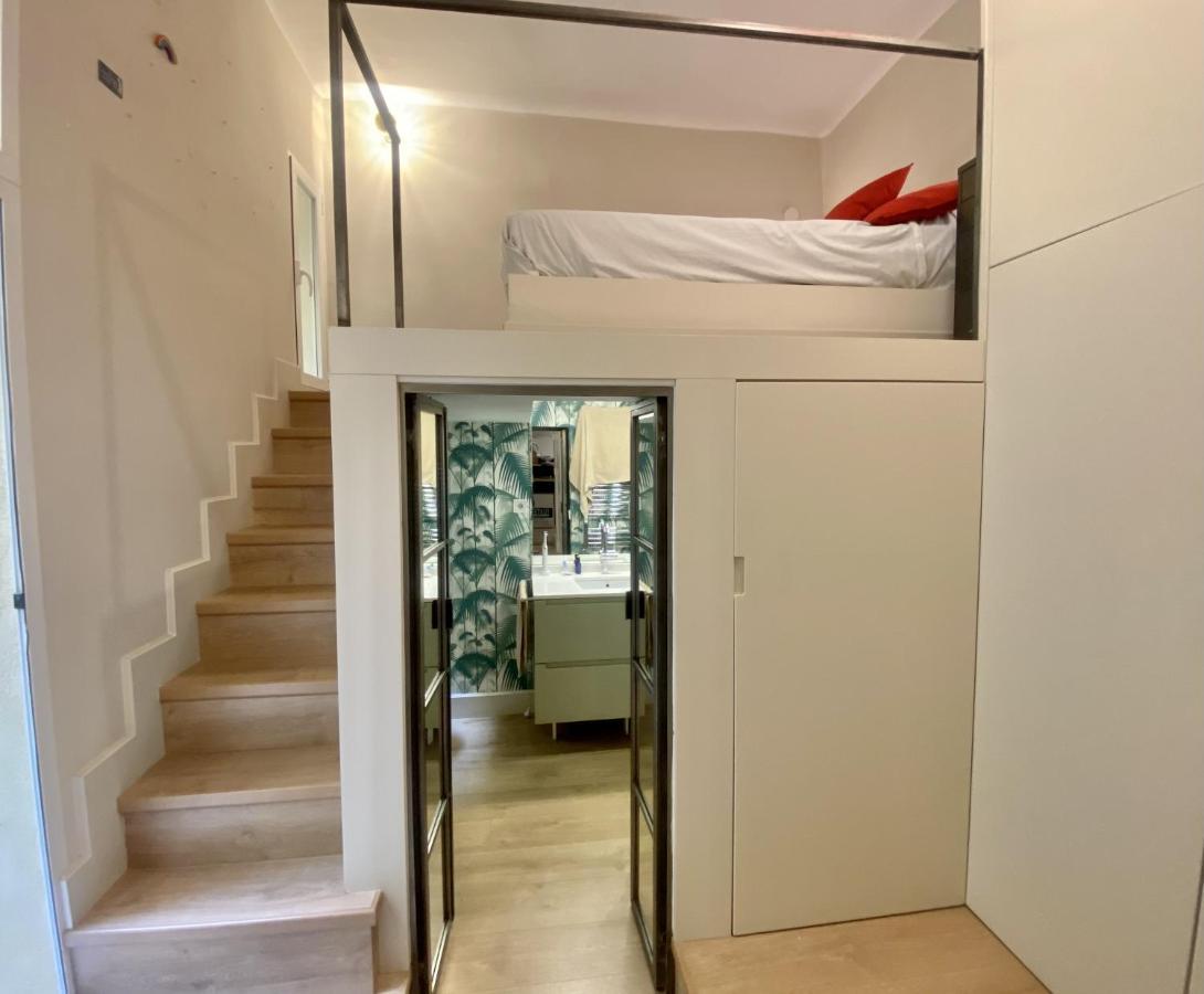For Temporal With Beautiful Private Terrace In The Center Of Car19 Apartamento Madri