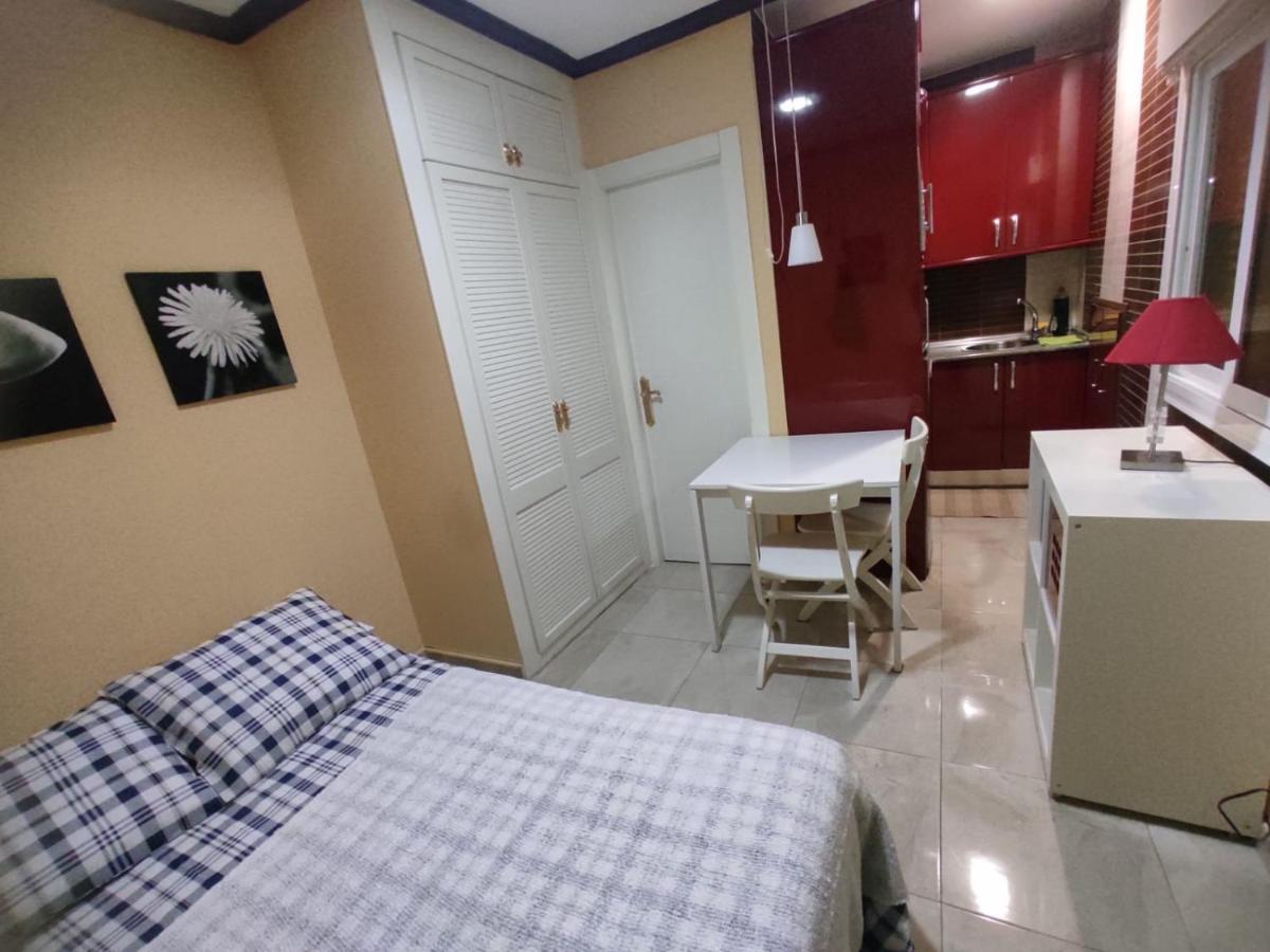 Estudio Lorenzo Acogedor Temporal Apartment