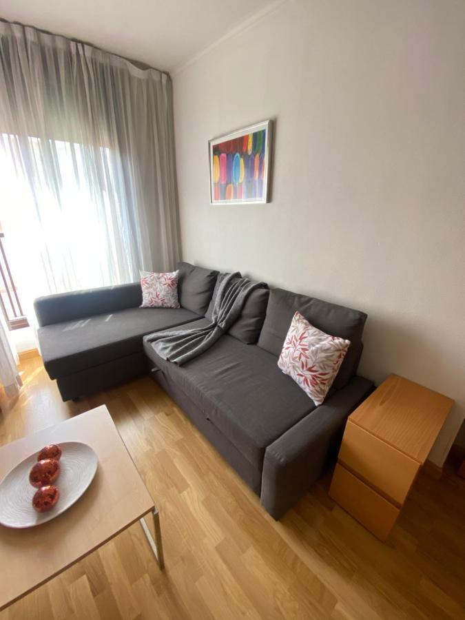 Close To Airport, Ifema Apartamento