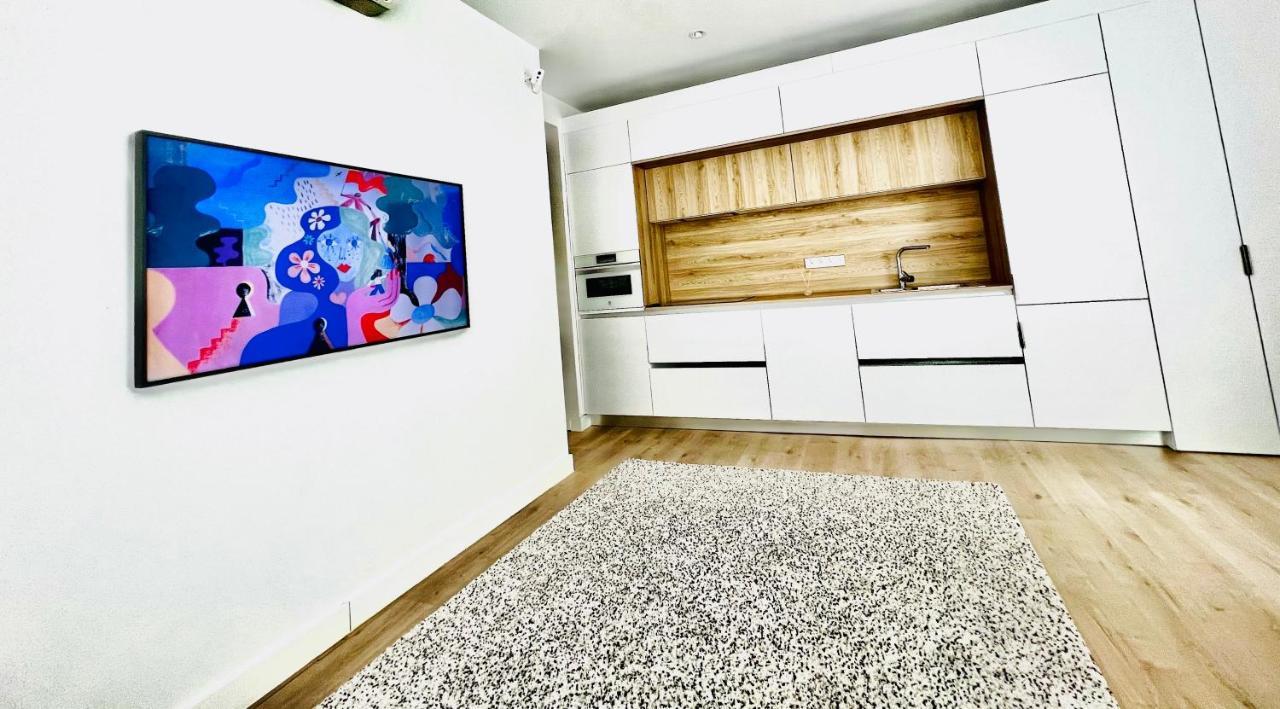 Loft Near Real Stadium *