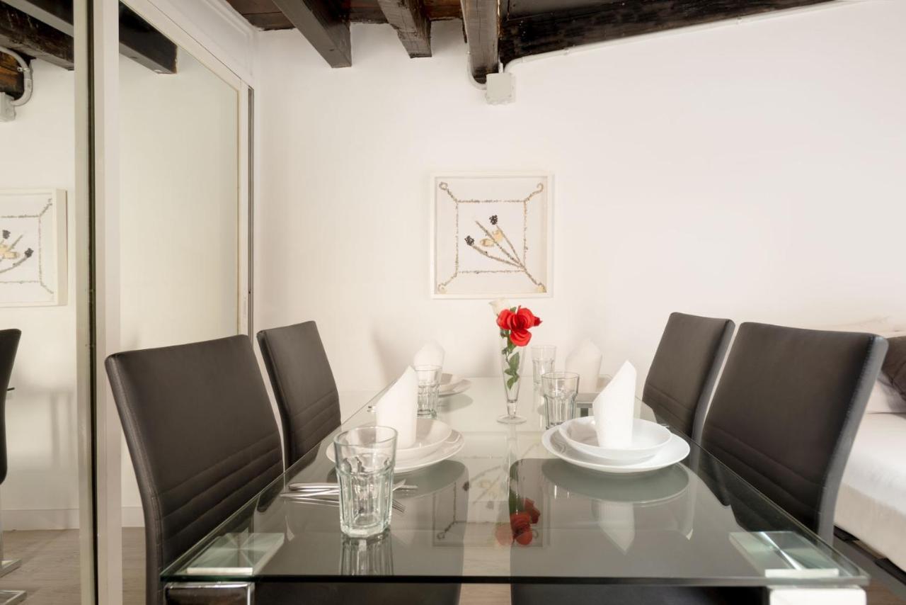 Apartamentos Day Madrid Gran Via Centro Sol Malasana * Navi Mumbai