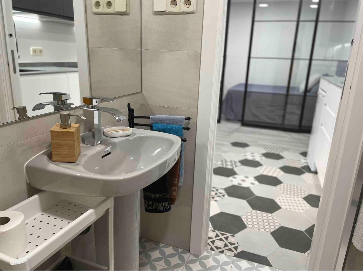 Bianco Apartment Madrid