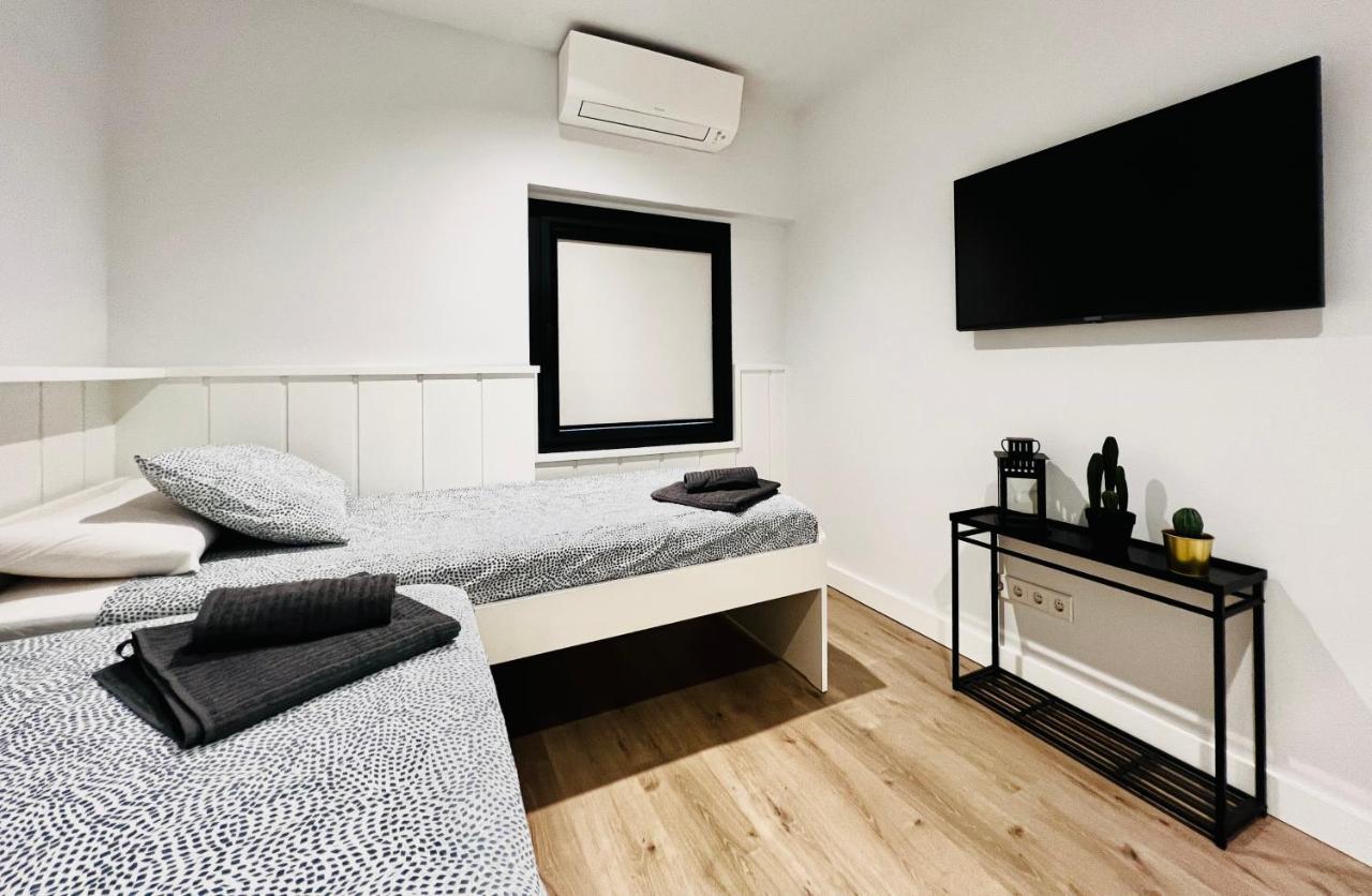Loft Near Real Stadium Apartment *