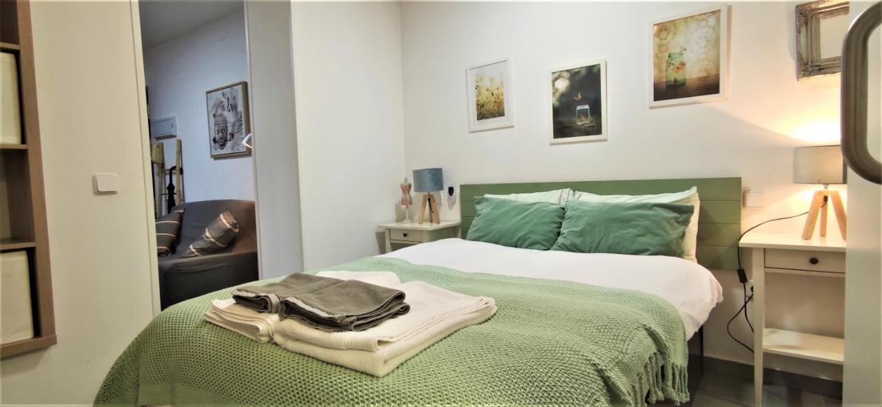 Precioso Piso Para Parejas En Calle Calvario - Lavapiés * Madrid