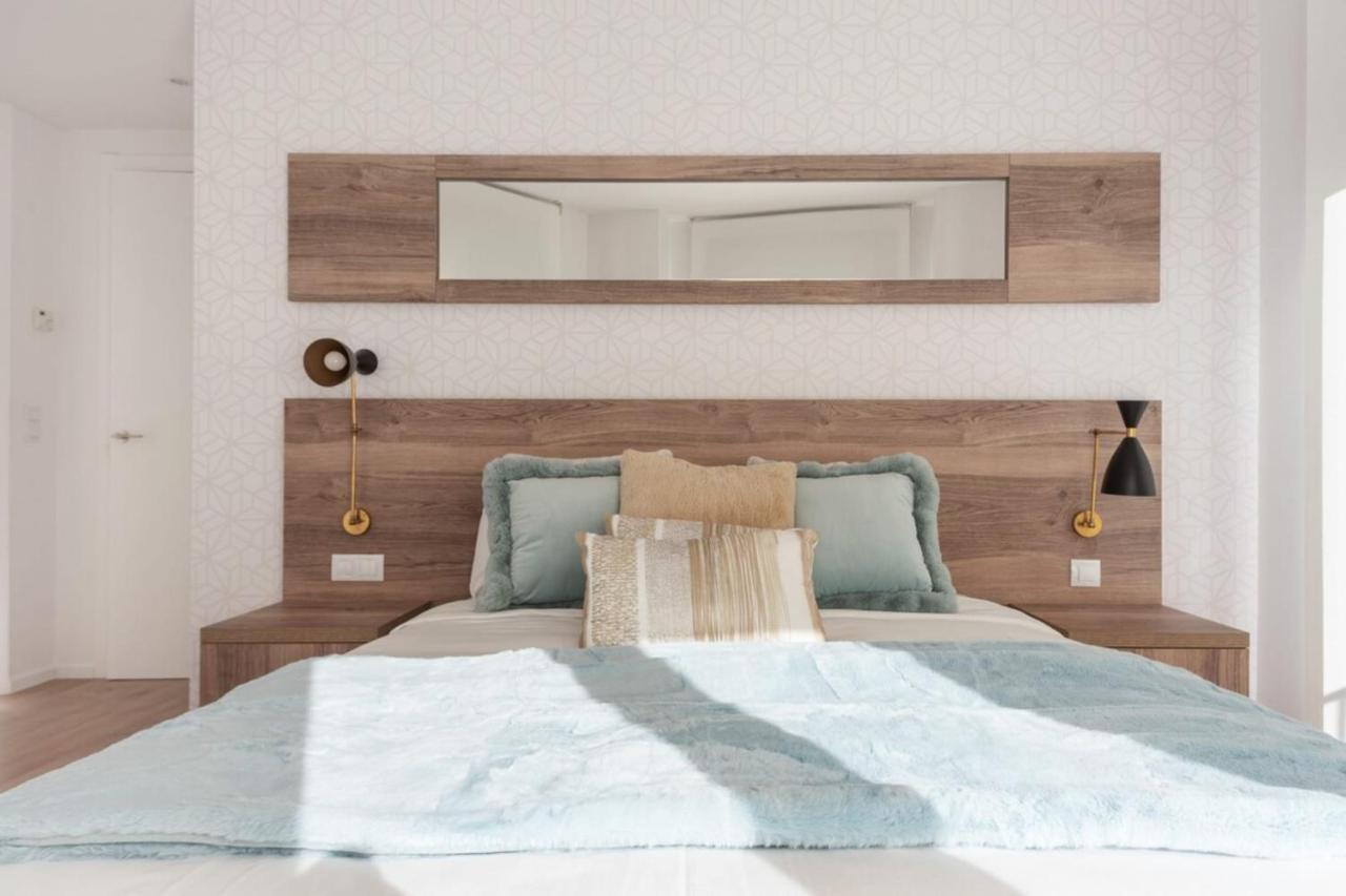 Apartment Incredible Design 2 Bedroom In Centro Madrid