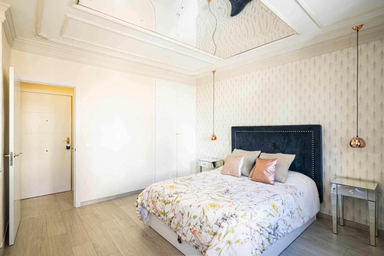 Cuidadosamente Decorado Junto Al Metro Apartment Madrid
