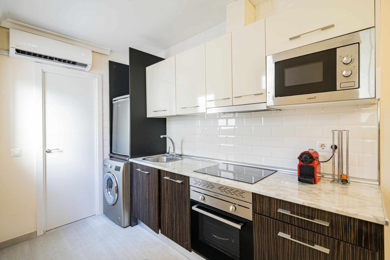 Apartment Cuidadosamente Decorado Junto Al Metro Madrid