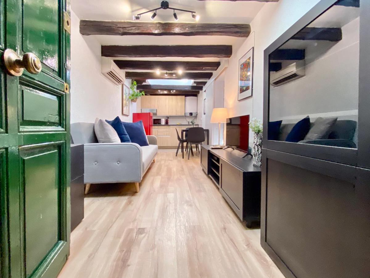 Charming Malasana Attic Apartment