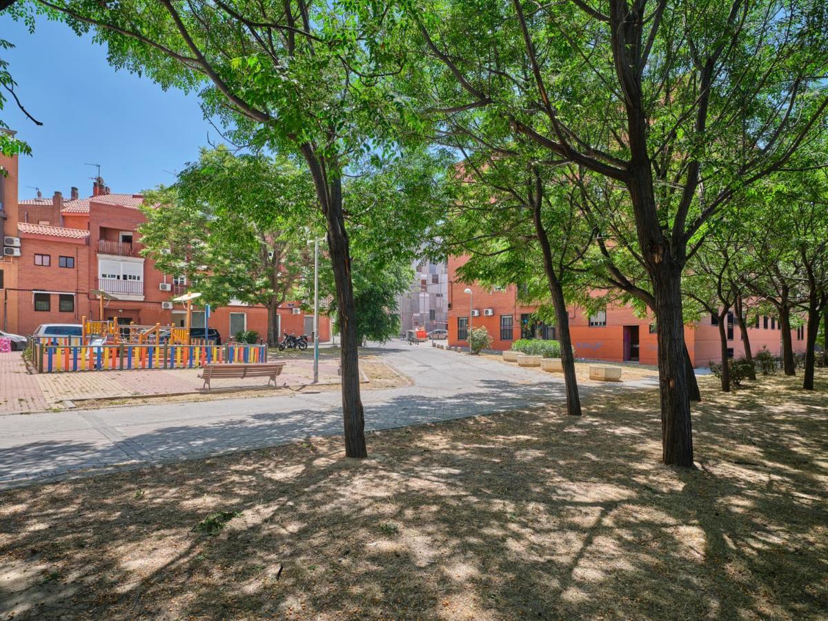 Apartment New Apto 3 15 Min A Sol En Metro *