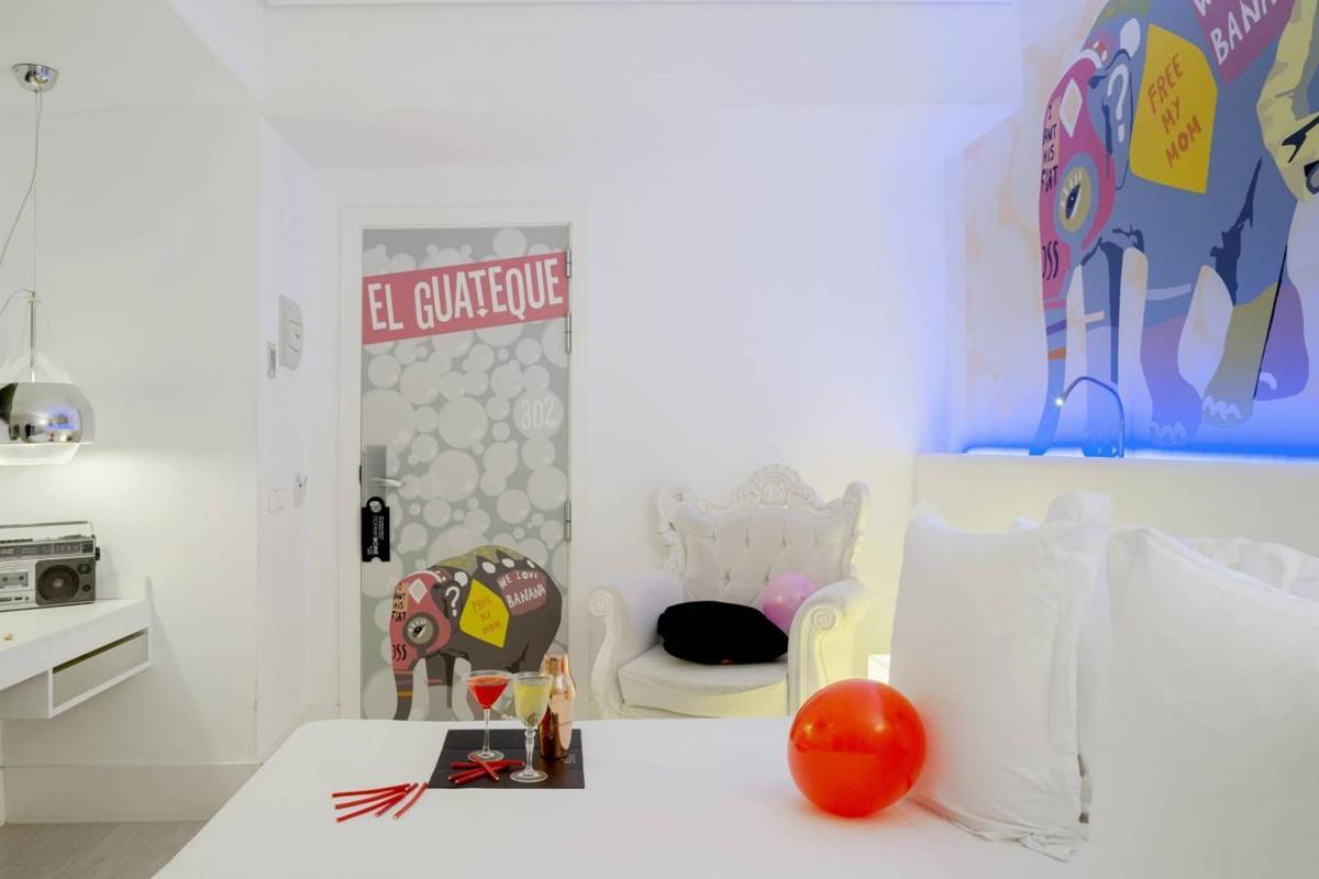 Dormirdcine Hotel