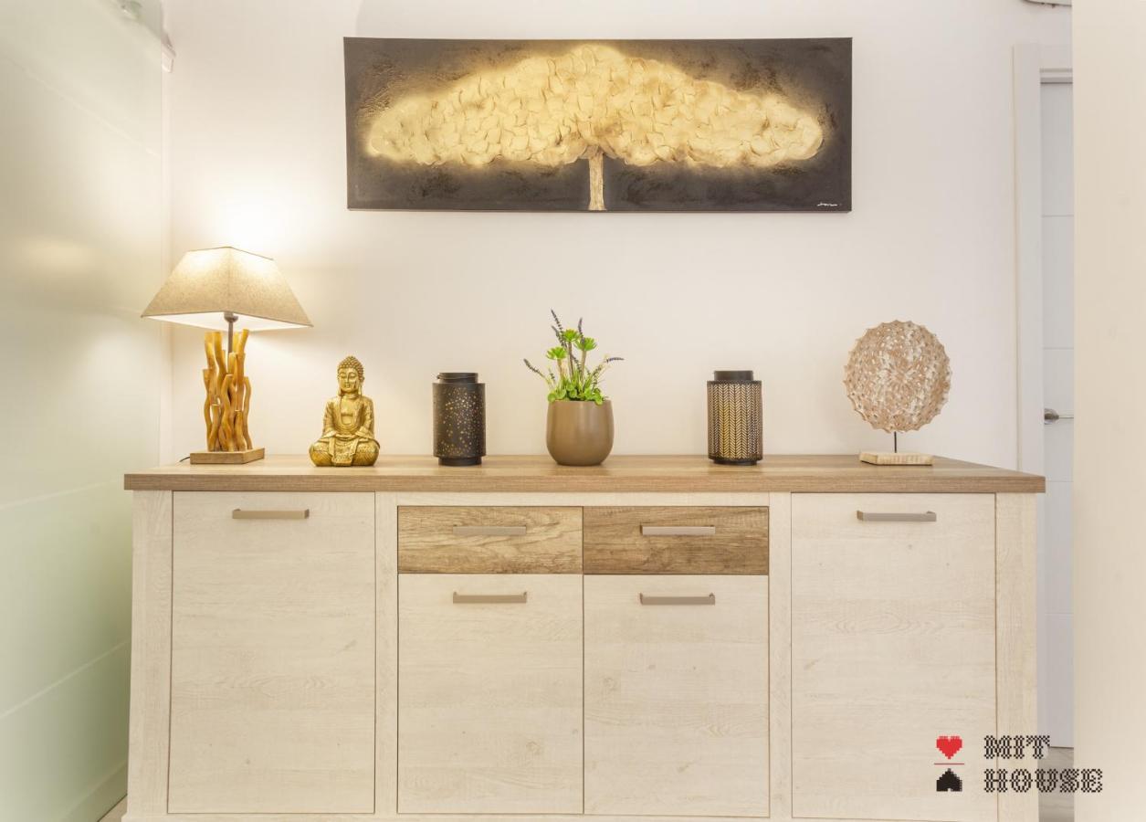 Mit House Artes Exclusive En * Madrid