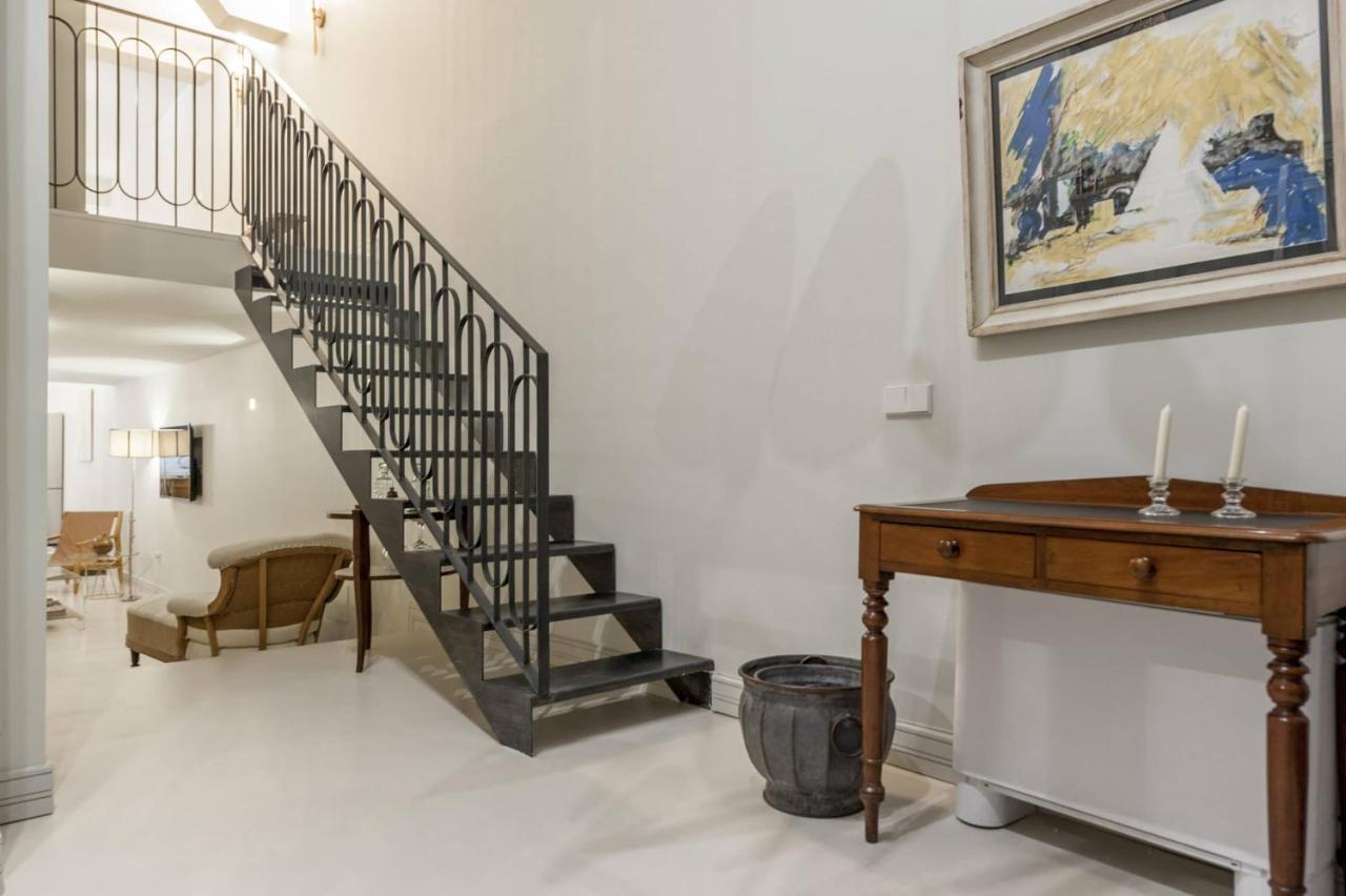 Recoletos Exclusive Private Loft - Eleven Host Appartement *