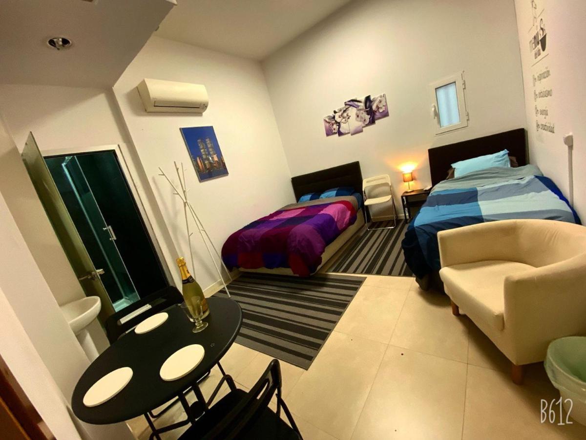 Parsa Bedrooms Apartment Madrid