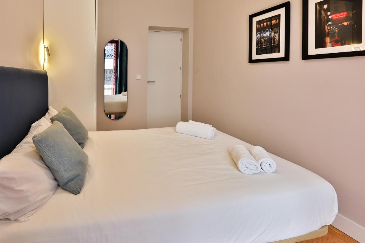 Apartamento Gran Via. Salud. Puerta Del Sol. Callao. *